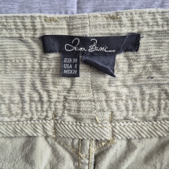 Two Mini Skirts Set - Picture 13 of 16